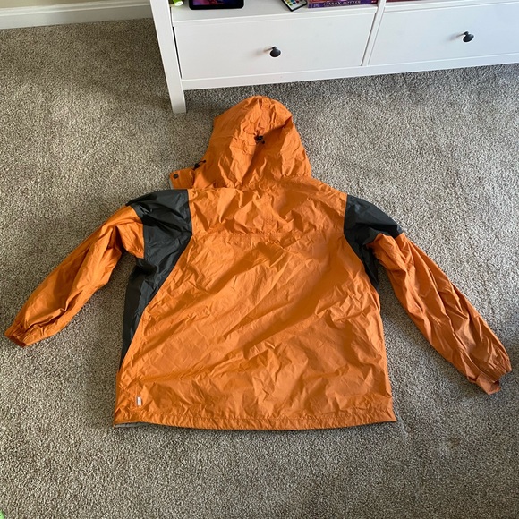 Men’s Columbia Rain Jacket - Picture 10 of 11
